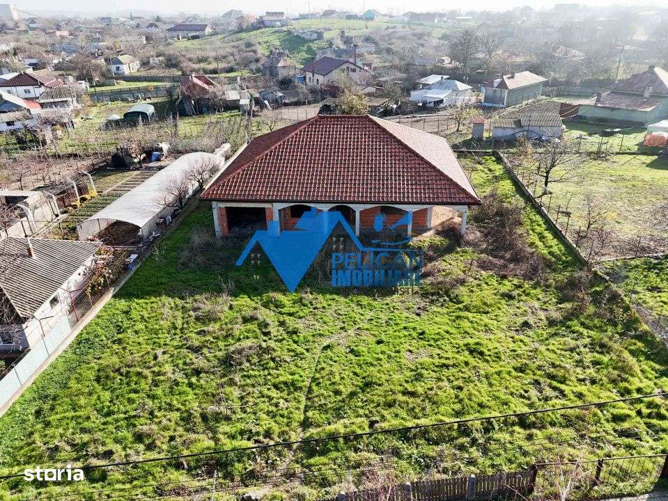 Vila LA ROSU in MAHMUDIA - DELTA DUNARII, teren 1376MP-10