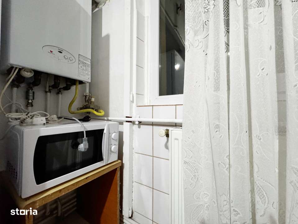 Apartament 2 camere, 50mp utili + balcon, etaj intermediar - Girocului-10