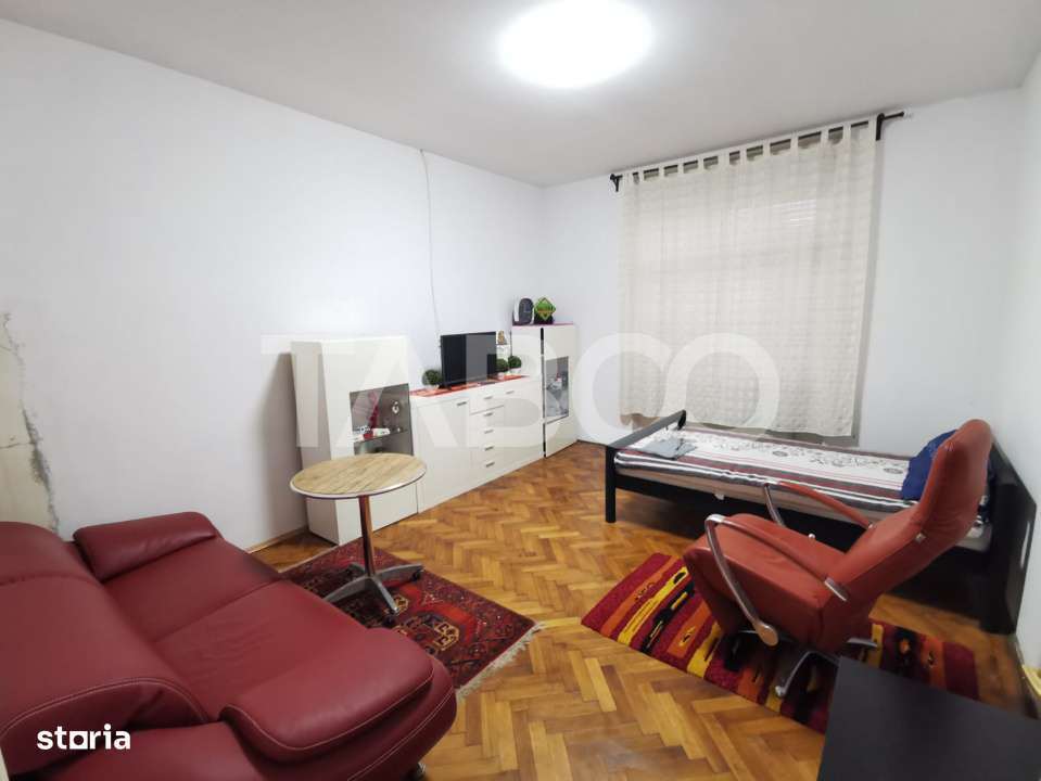 Casa individuala cu 4 camere si 900 mp teren in zona Calea Poplacii - Imagine principală: 4/10