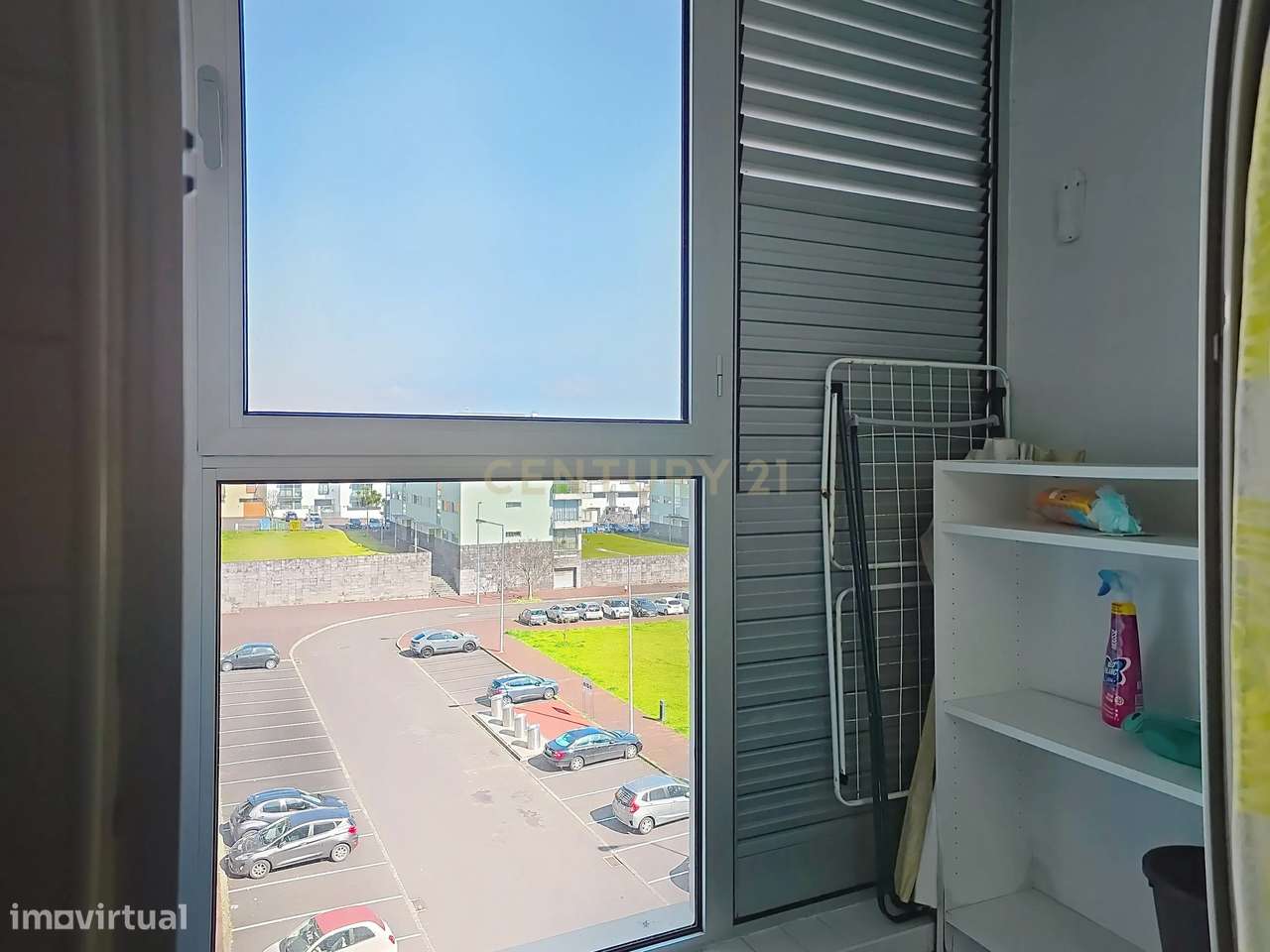 Apartamento T1 no Paim, em Ponta Delgada. - Grande imagem: 5/20