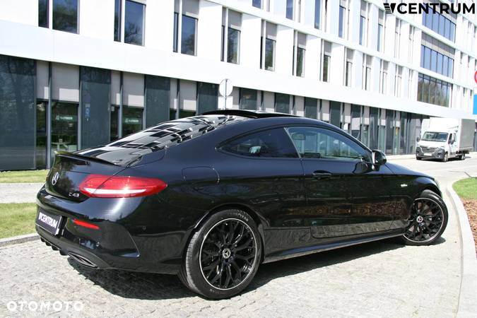 Mercedes-Benz Klasa C AMG 43 4-Matic - 7