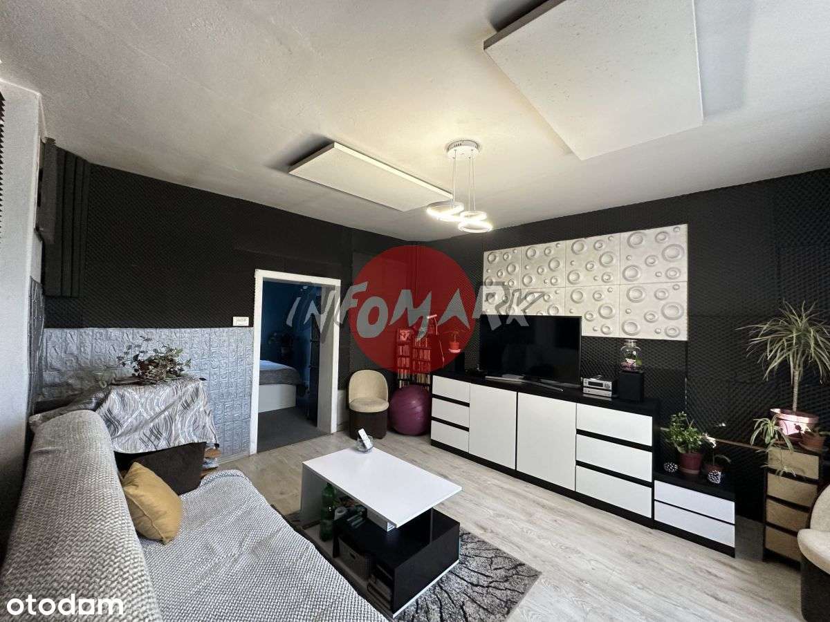 Sprzedamy w Rybniku Dom Z Dużą Działką-14