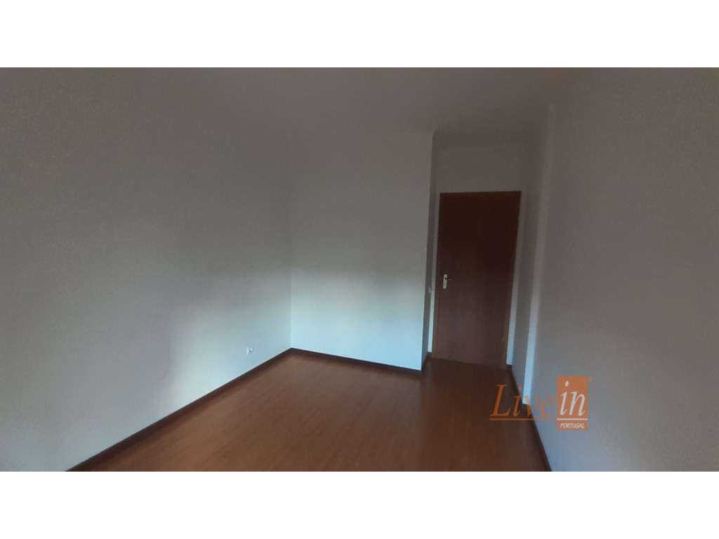 Apartamento T3 em Alenquer com Vista Deslumbrante sobre a Vila Pito... - Grande imagem: 3/8