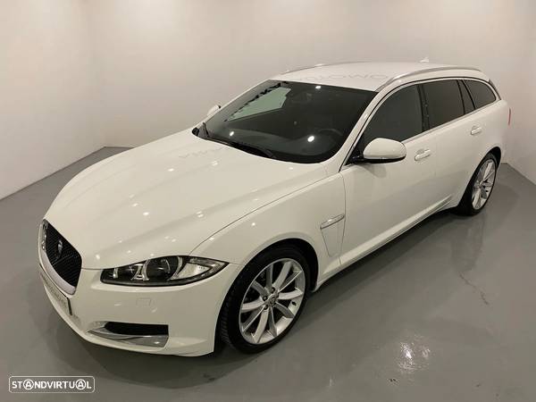 Jaguar XF Sportbrake 2.2 D R-Sport - 23