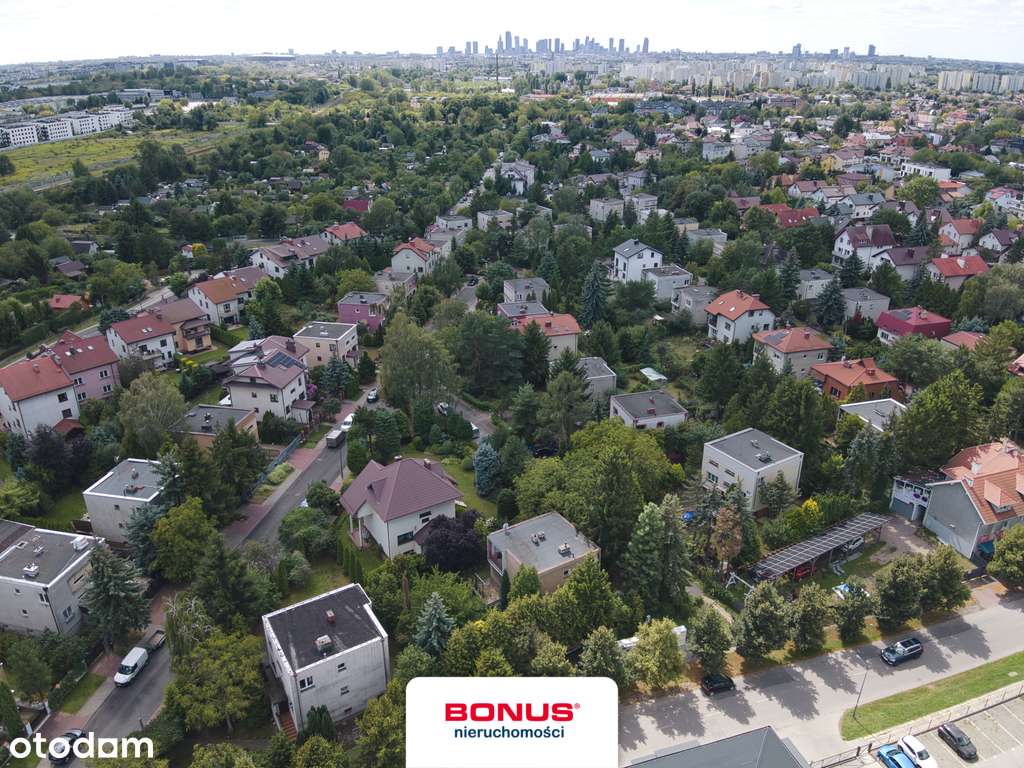 Targówek-Zacisze, dom z dużym ogrodem, do remontu.-17