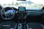 Ford Kuga - 36