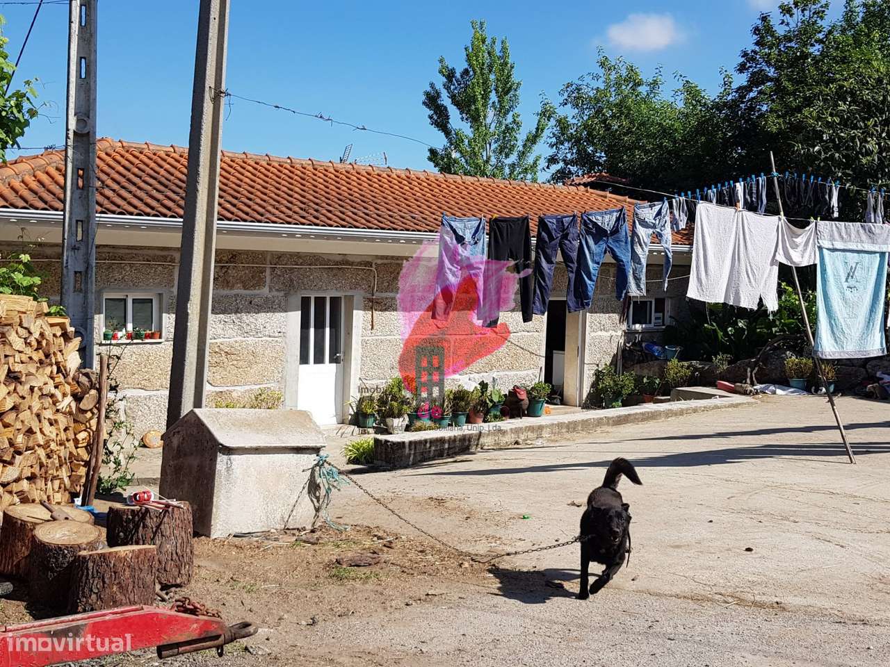 Quinta em Polvoreira  com 57.000m2 – Guimarães-1