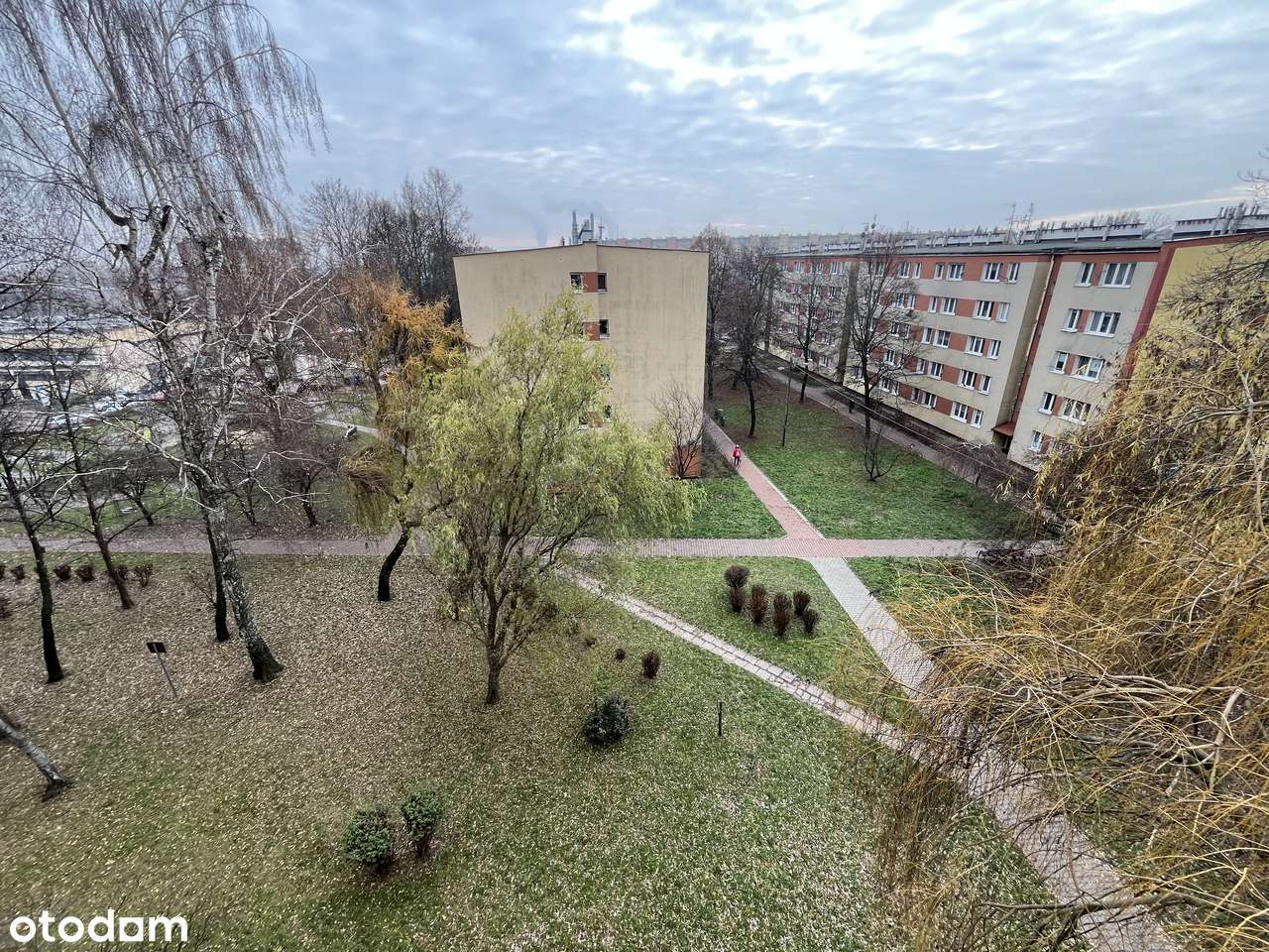 3 pokoje | osobna kuchnia | balkon | tramwaj-8