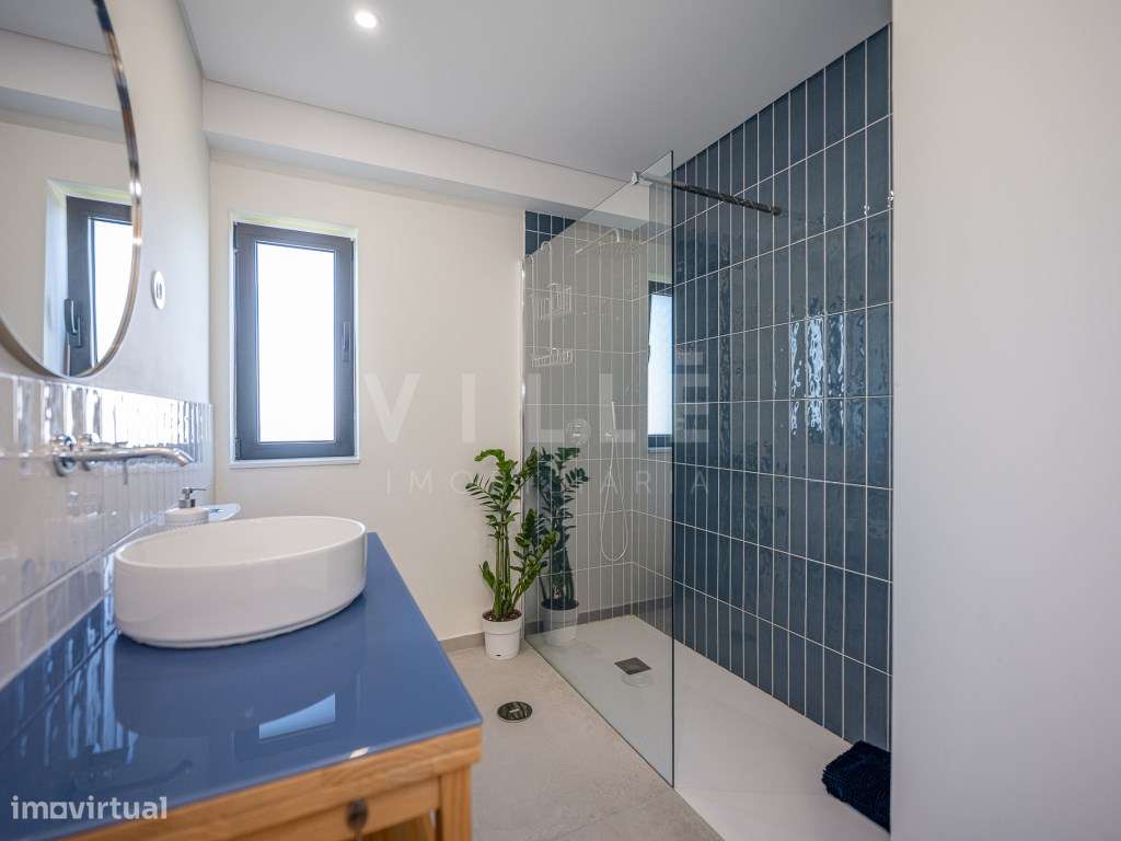 Moradia Independente T5 renovada em 2025 | 1450m2 de terreno | Prai...-24