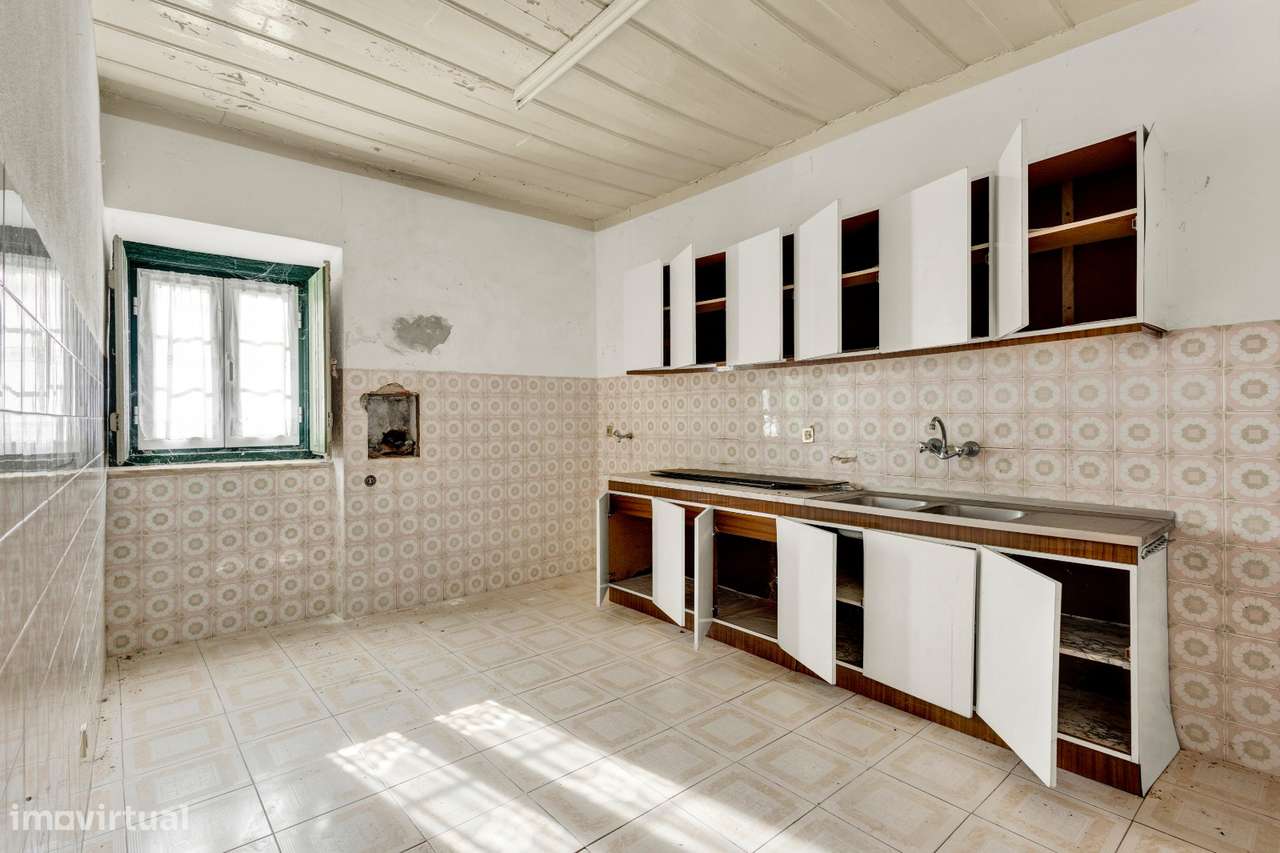 Quinta com Duas Casas Independentes  em zona histórica do Gradil - Grande imagem: 4/40