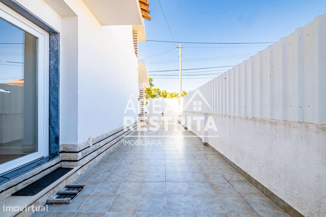 Moradia T3 + 1  Quinta do Conde-39