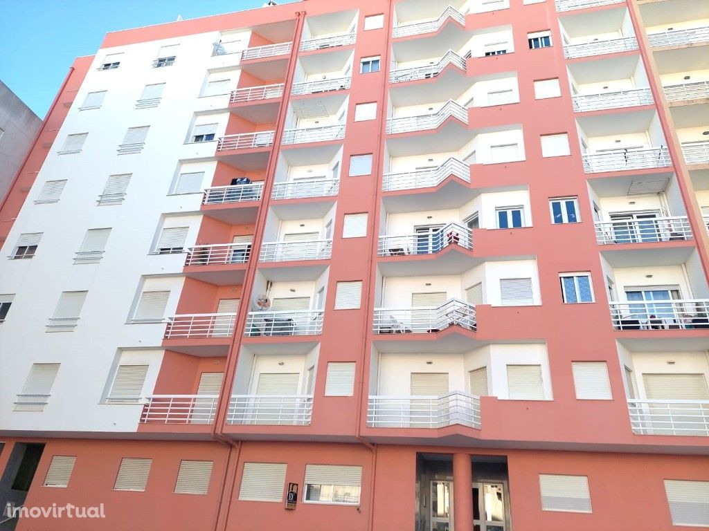 Apartamento T2 na Amorosa