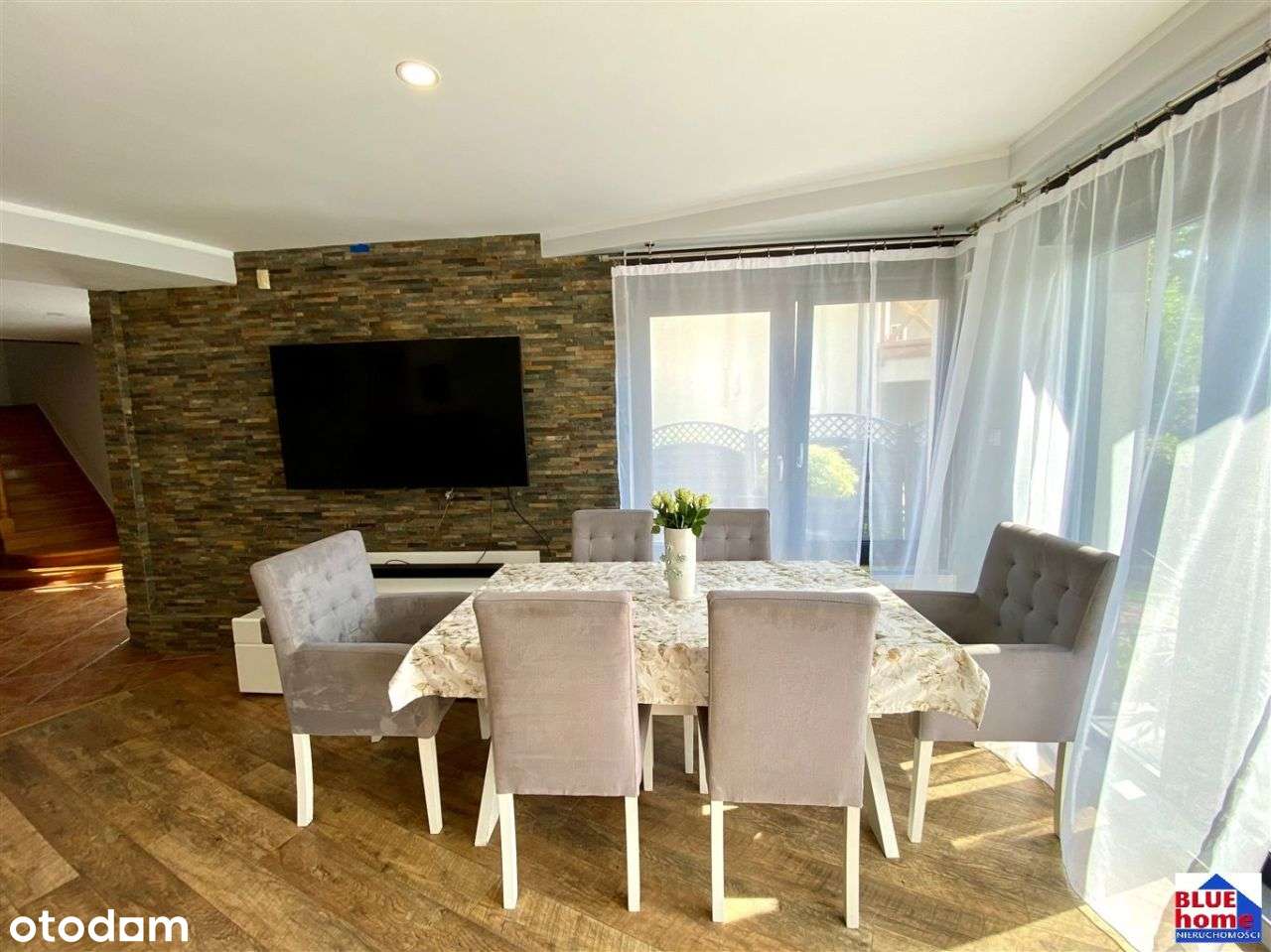 Dom z świetnej lokalizacj z tarasem i garażem. - Pełny obrazek: 3/20