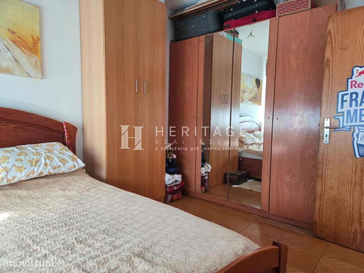 T1 arrendado na Rua Almada Negreiros nº15 em Mem Martins-6