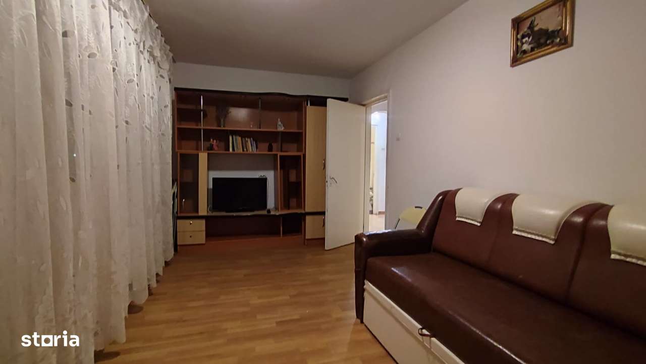 Narcisa, 2 camere decomandat,etaj mic-0