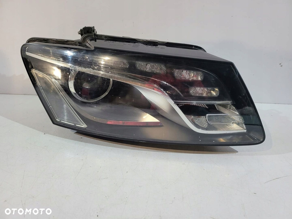 Audi Q5 8R Lampa Xenon R - 13688 - 1