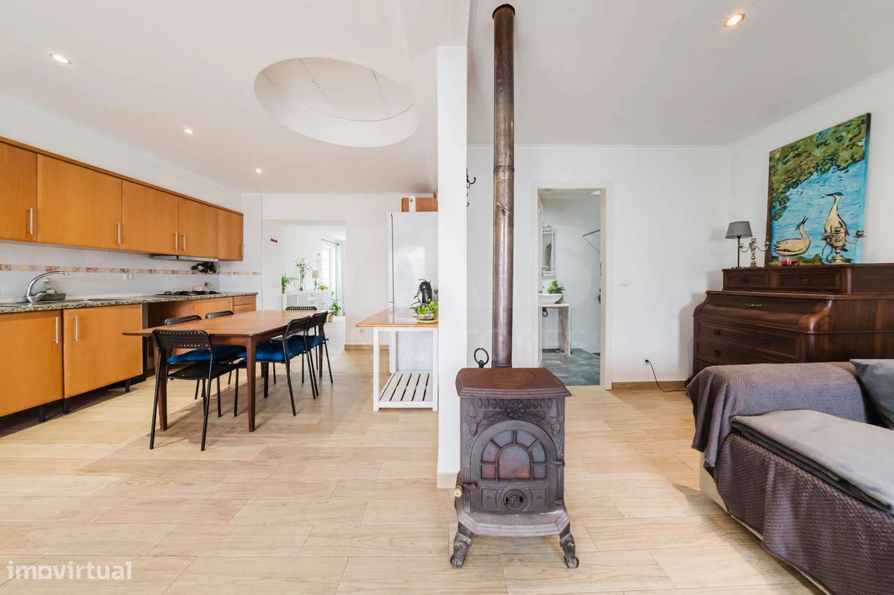 Moradia Térrea Renovada C/ Logradouro e Terreno, Vimeiro - Lourinhã-21