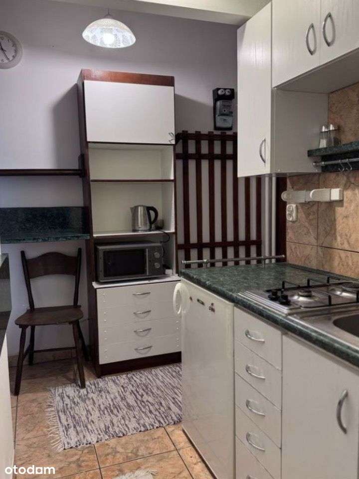 2 pokoje z balkonem w kamienicy, obok Konesera-4