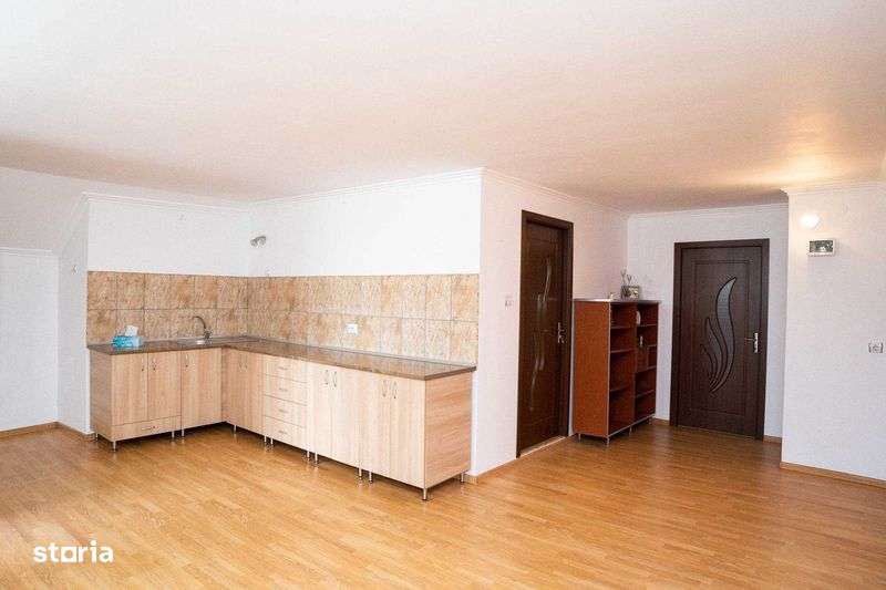 Proprietate Multifunctionala - Imagine principală: 4/8