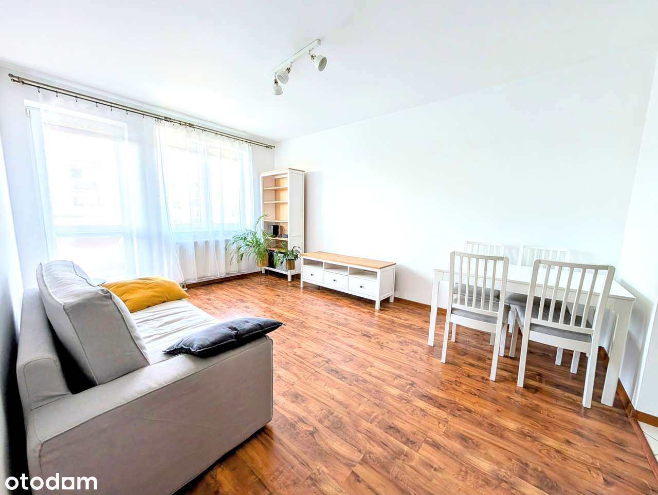 Duże, klimatyczne 2 pokoje, balkon, winda, nowe budownictwo,do wejścia-0