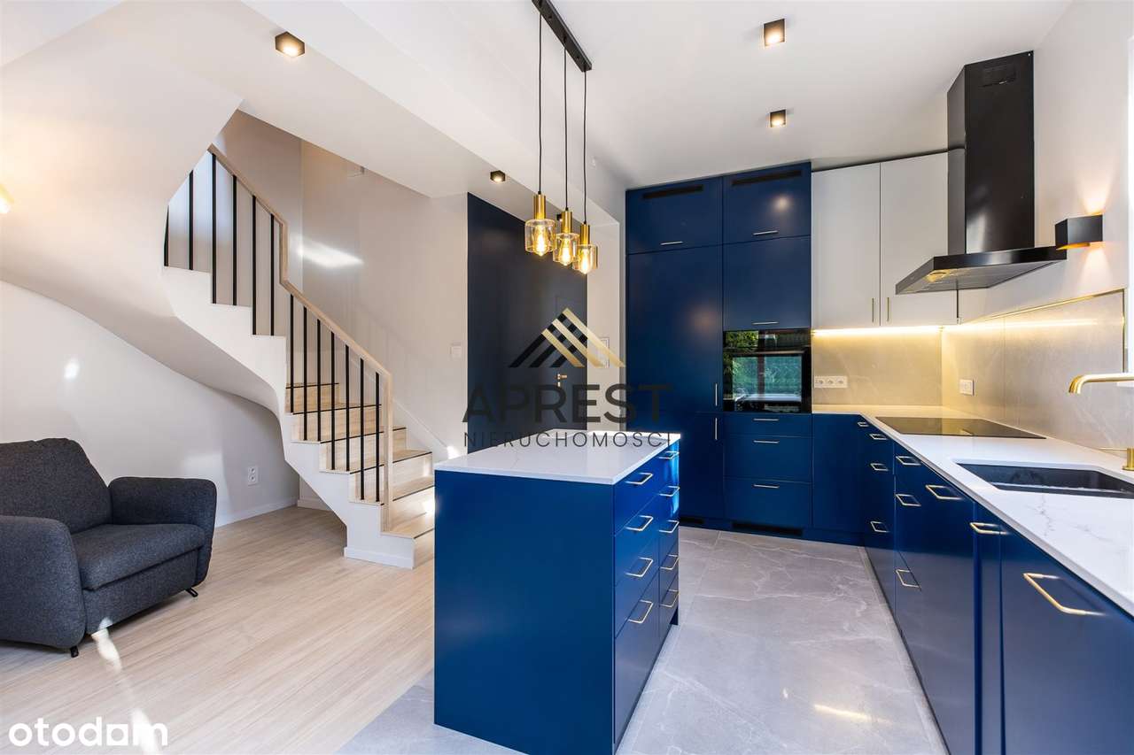 Wyjątkowy dom w Borku Fałęckim z ogrodem-1