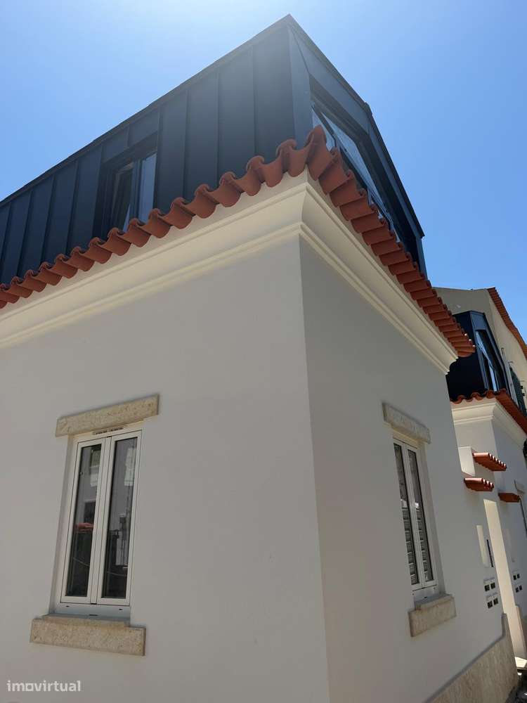 T2 Carcavelos | 75 m² | obra a terminar | Elevador | Arrecadação-8