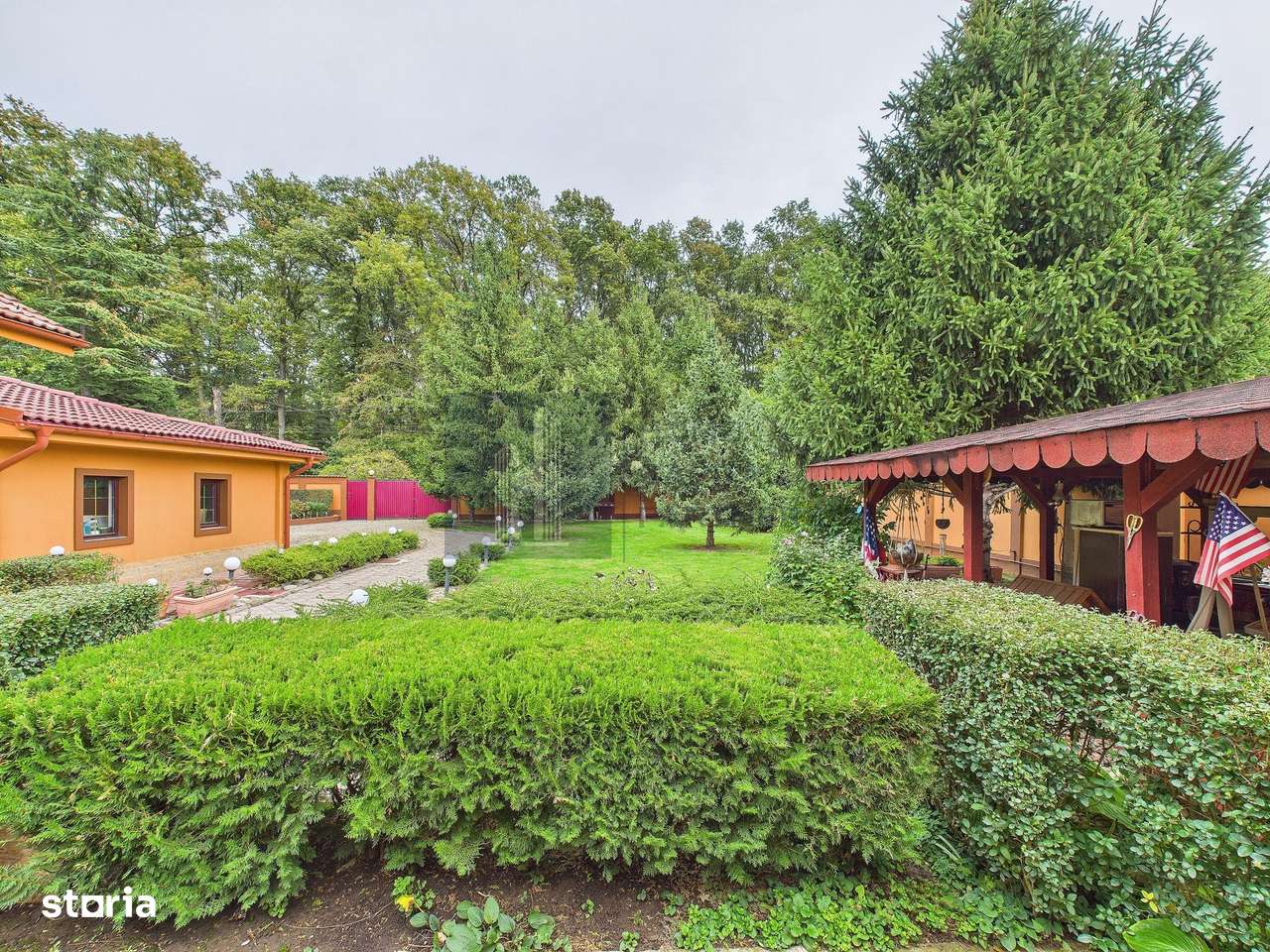 VILĂ CONTEMPORANĂ ÎN SNAGOV – 575 mp utili, teren 1.417 mp - Imagine principală: 4/20