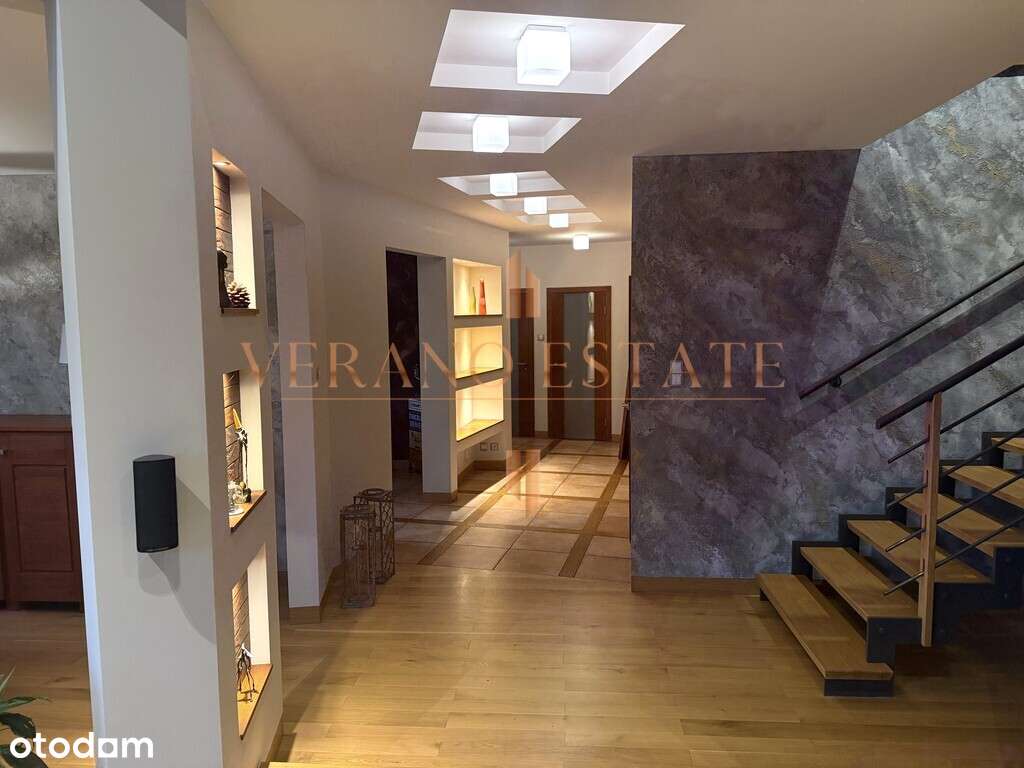 Dom jednorodzinny z 4 sypialniami 256m2-3