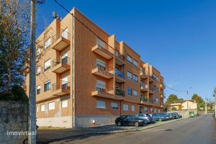 Apartamento T3 no centro de Grijó - Grande imagem: 2/25