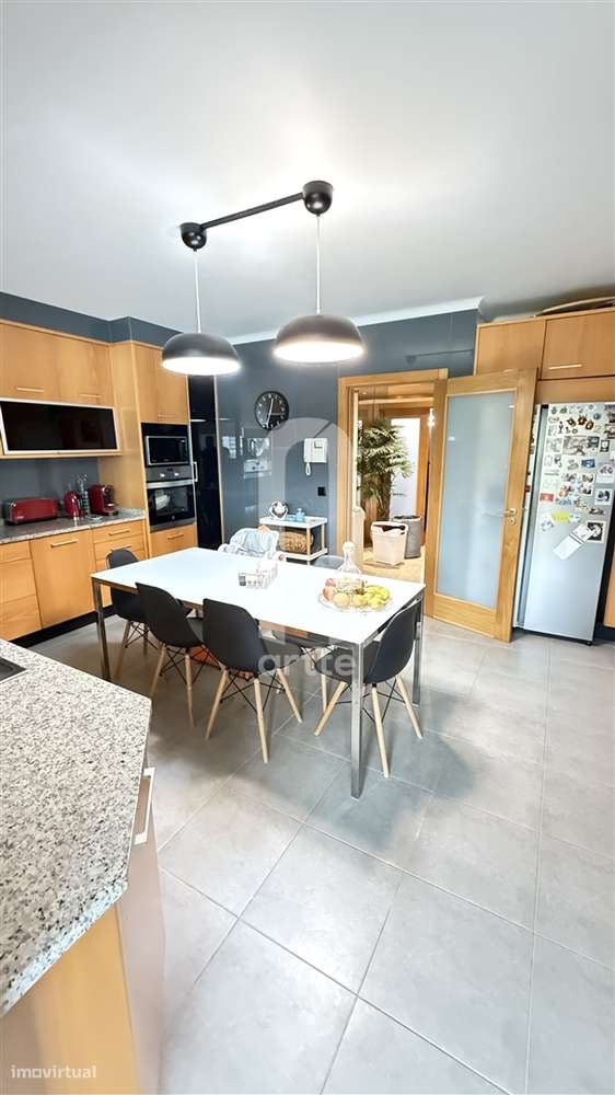 Apartamento T4 de luxo em Oliveira de Azemeis-6