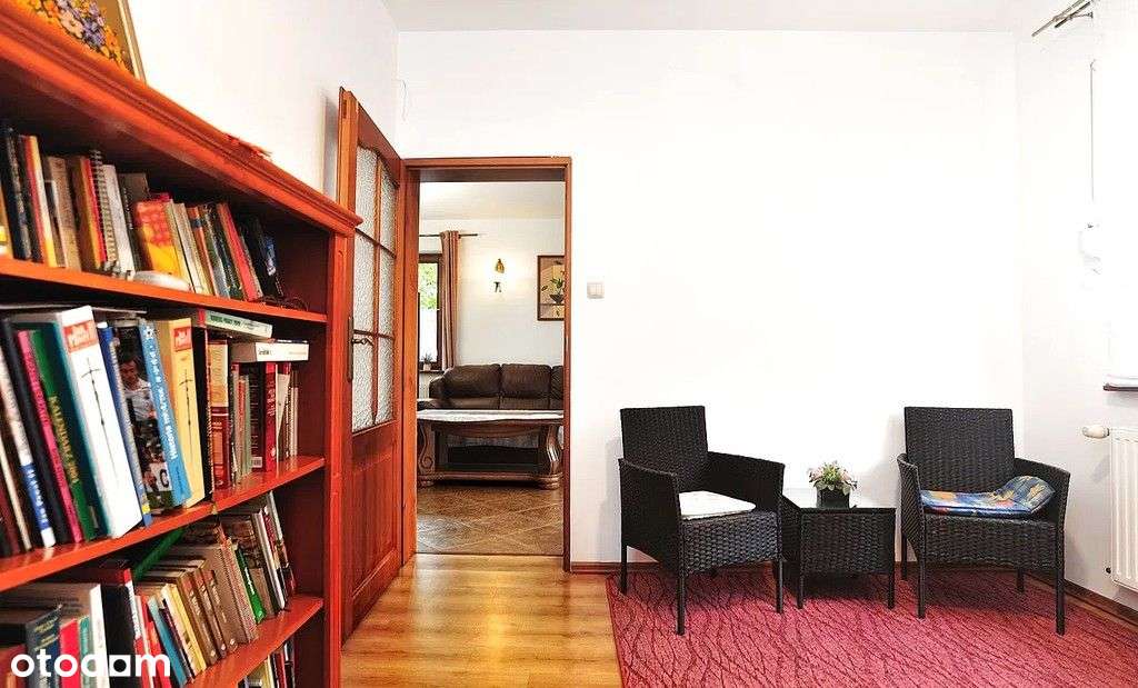 Atrakcyjny dom na kameralnym osiedlu-6