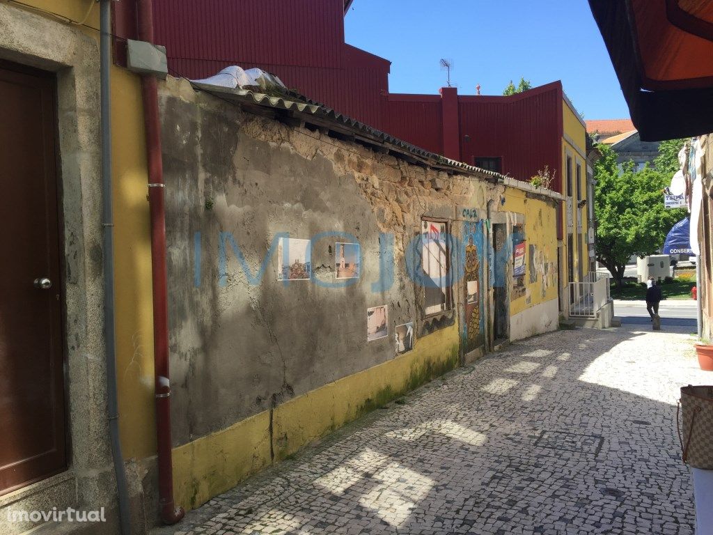 Prédio para Reabilitar no Centro do Porto