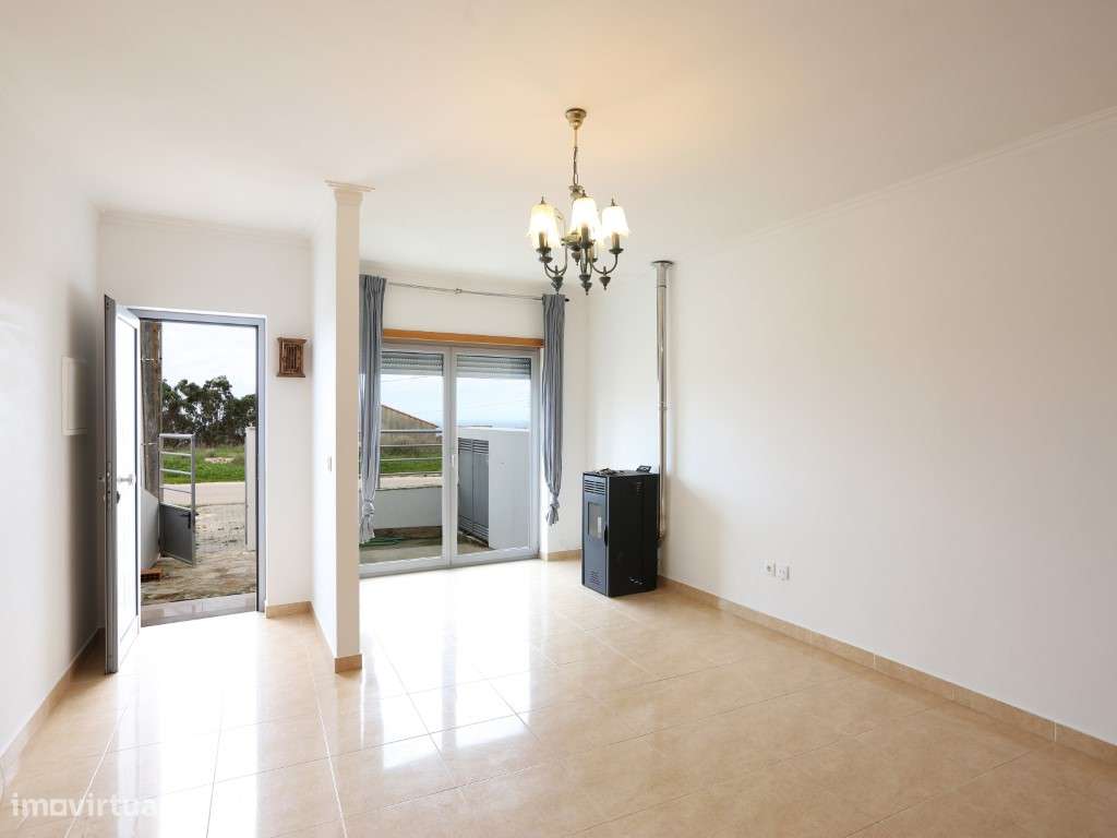 Moradia Geminada T3 com Vistas Deslumbrantes, Localizada na Serra d...-6