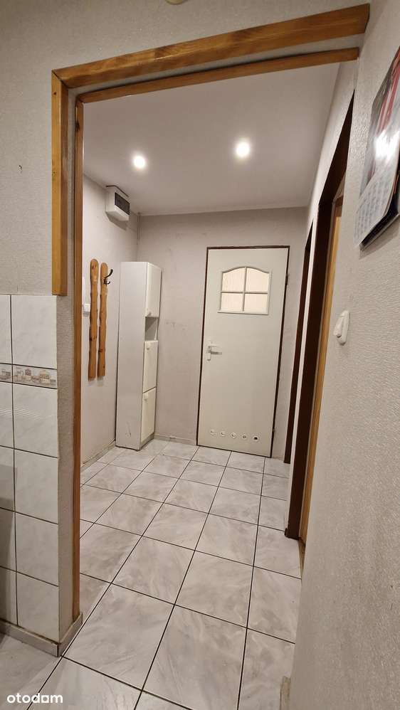 Sprzedam przytulne M3 I piętro co miejskie Ks. Niedzieli-3