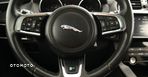 Jaguar F-Pace 30t AWD R-Sport - 24