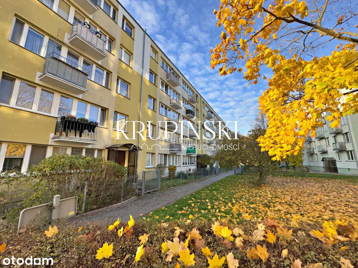 4 pokojowe mieszkanie na Bielanach. II piętro.-1