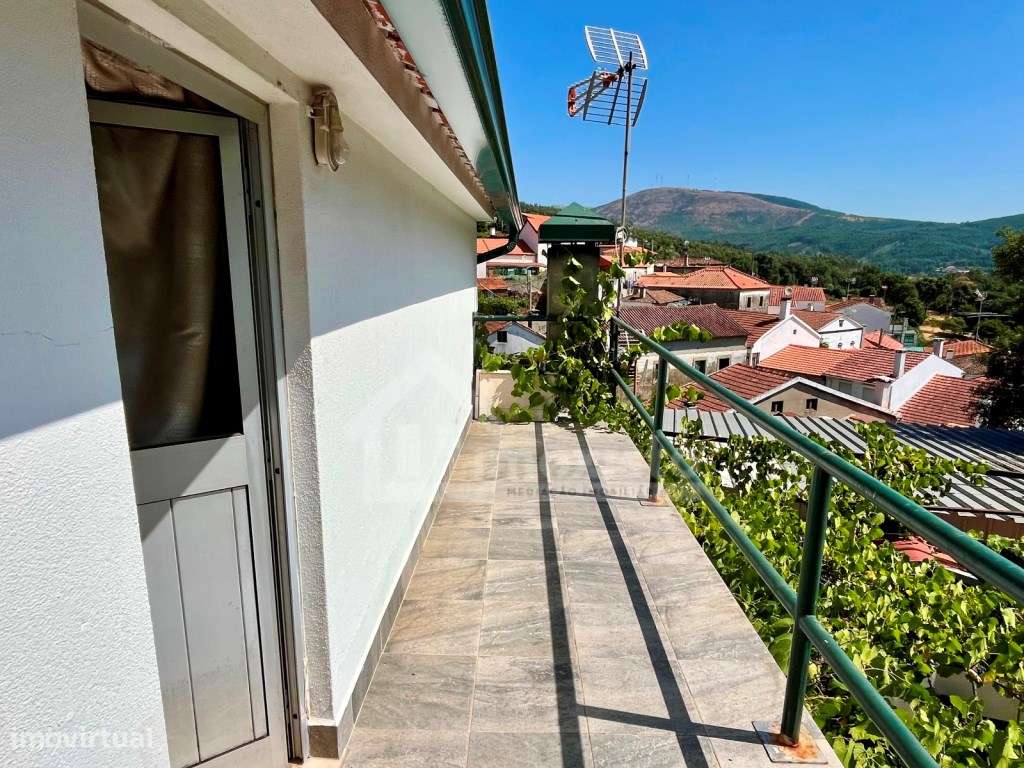 Moradia T4 pronta a habitar em Castanheira de Pera-25