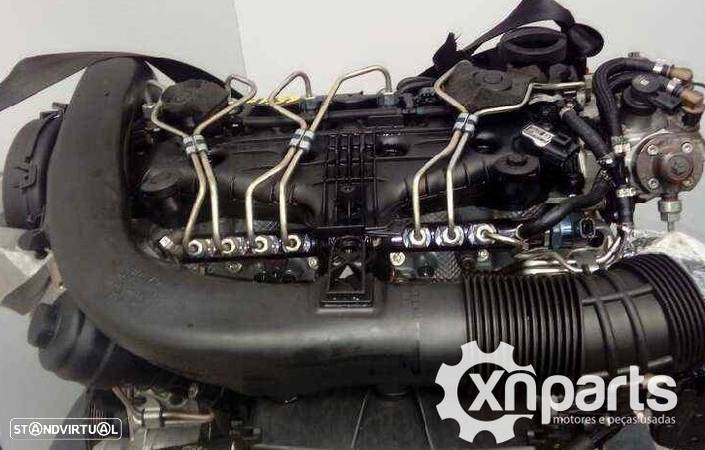 Motor VOLVO V60 (155, 157) D3 | 05.12 - 12.15 Usado REF. D5204T7 - 1