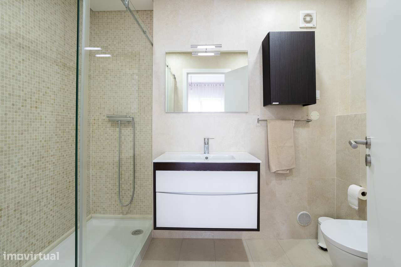 Apartamento T3 com 163 m², Box e Arrecadação-18