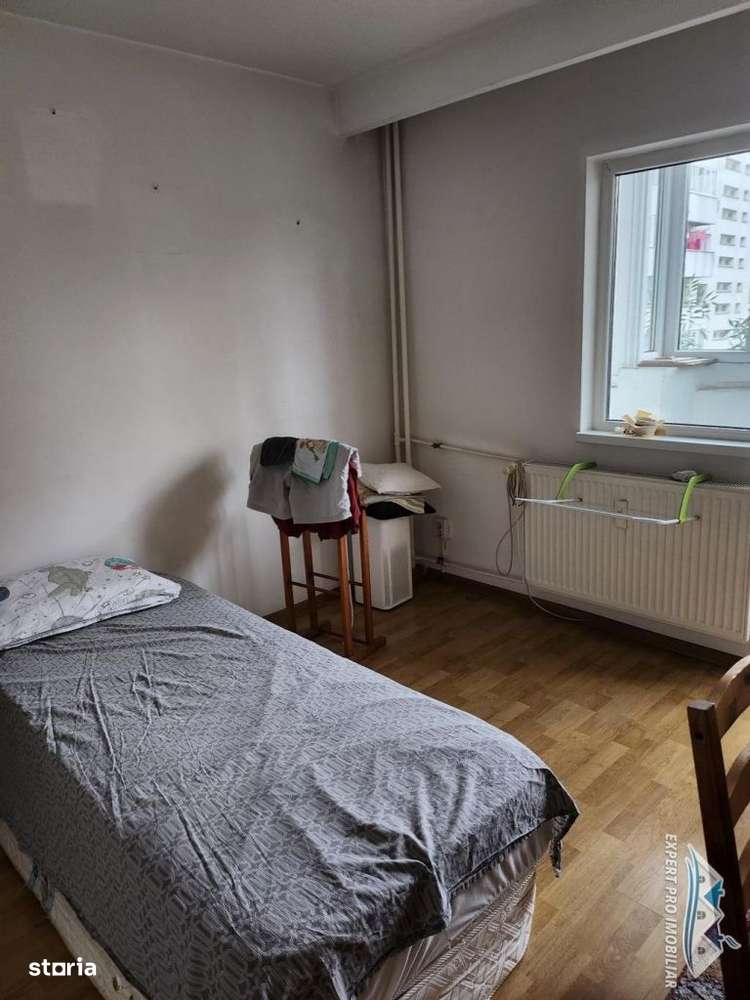 Drumul Sarii Al. Botorani bloc 1989 et. 3, 76mp-12