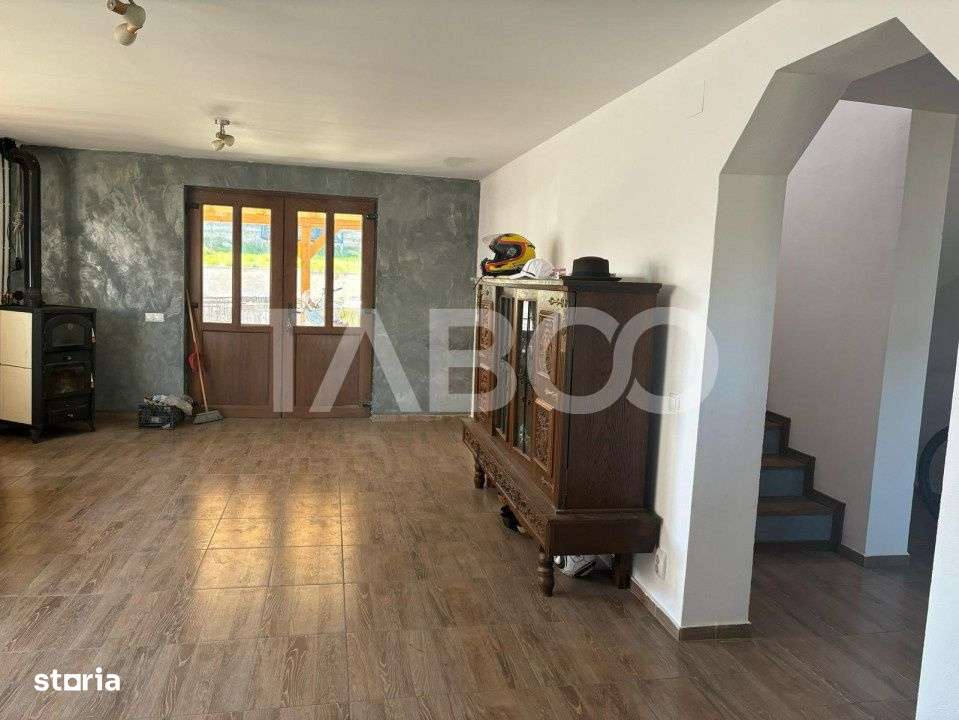 Casa individuala Sura Mare constructie 2015 cu 498mp teren - Imagine principală: 2/17