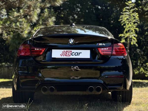 BMW M4 Coupe DKG - 13