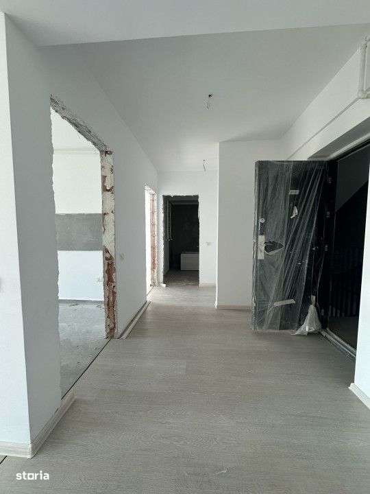 Vanzare Apartament 2 camere/Soseaua Alexandriei-Smardan - Imagine principală: 3/7