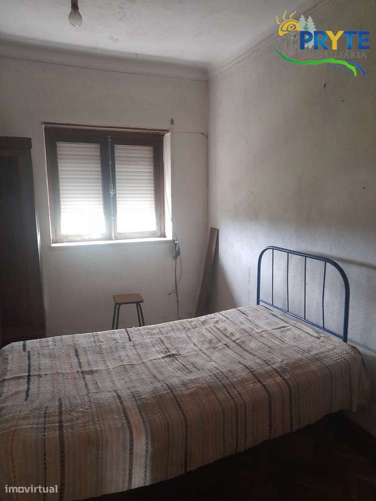 Moradia de tipologia T2 situada a 5 minutos da Vila da Sertã-13