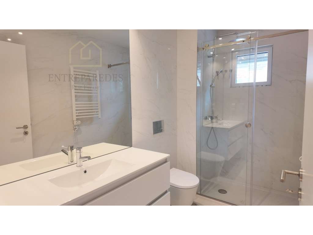 Apartamento T2, 2 frentes com terraço e com garagem, Ramalde, Porto... - Grande imagem: 5/31