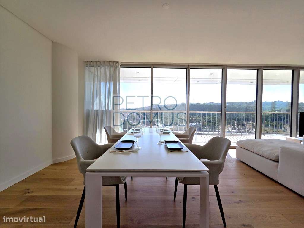 APARTAMENTO T2 DE LUXO NA INFINITY TOWER - RIVER- PRAÇA DE ESPANHA - Grande imagem: 2/27