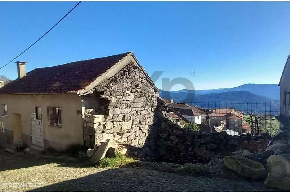 MORADIA com belas vistas sobre a montanha! - Grande imagem: 2/27