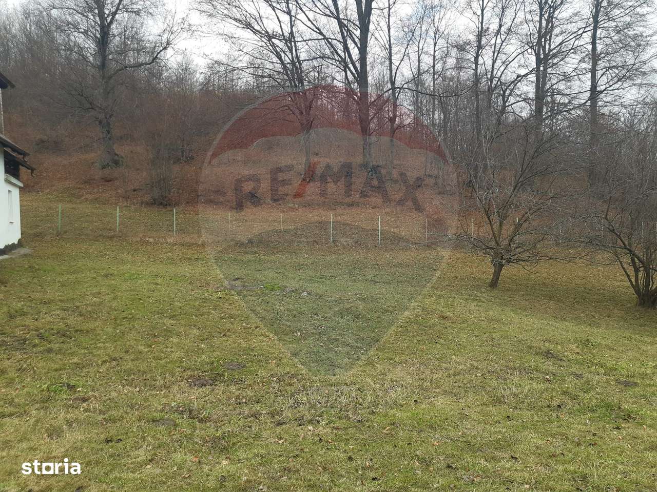 Casă / Vilă cu 7 camere de vânzare în zona Bran-Tohanita-4