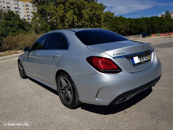 Mercedes-Benz C 220 D AMG Line - 4