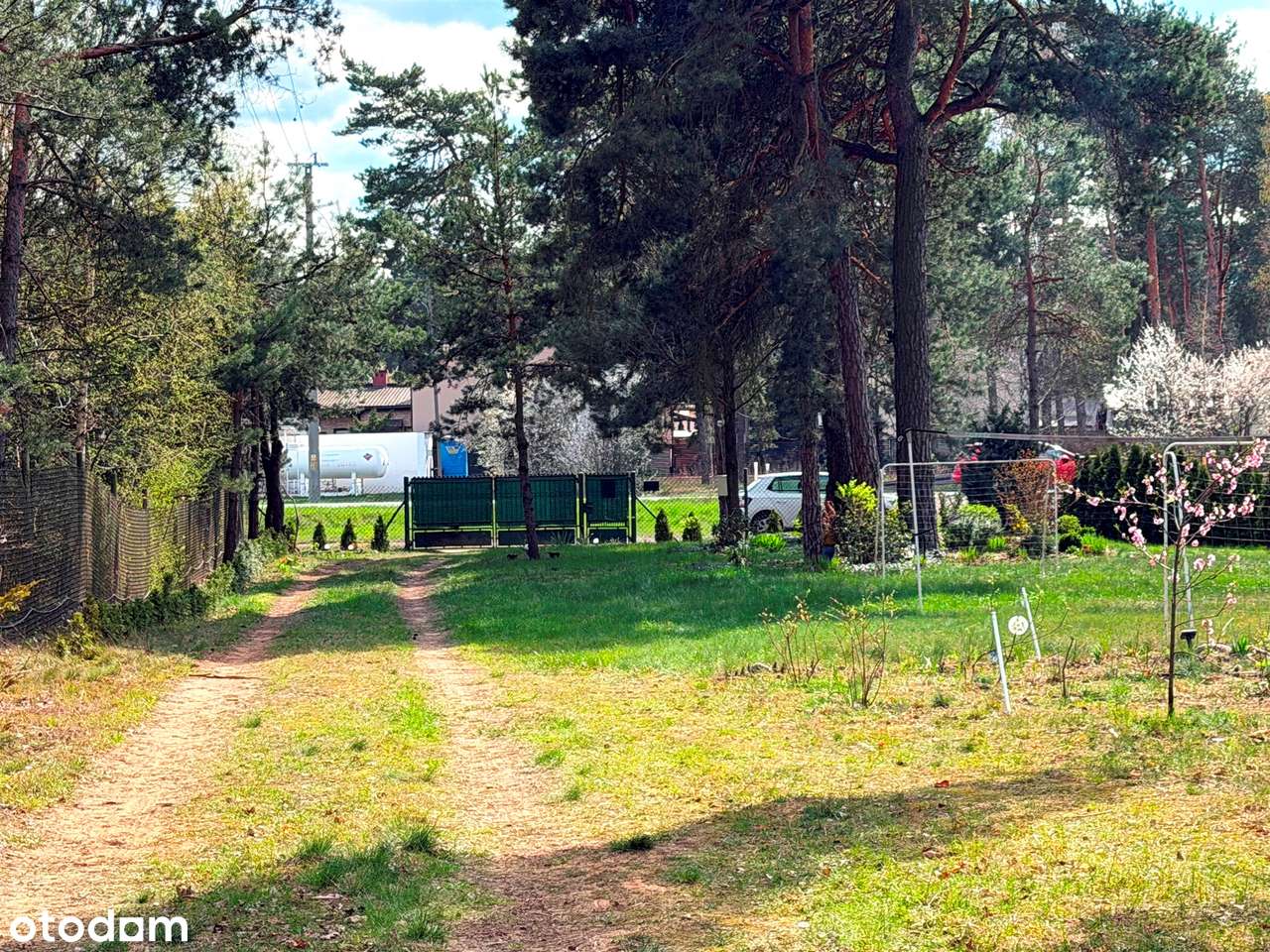 Dom drewniany z 4 pokojami pod miastem, las i rzeka-6